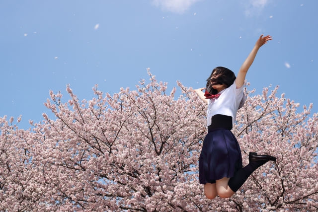 中学生女子が成長期に身長を伸ばす方法とは?